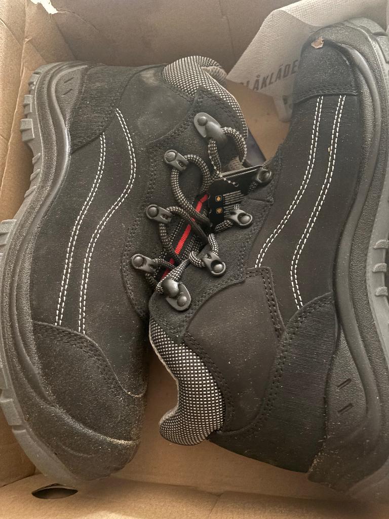 Safety shoes / veiligheidsschoenen Blakläder/ maat 45, Ophalen of Verzenden, Nieuw
