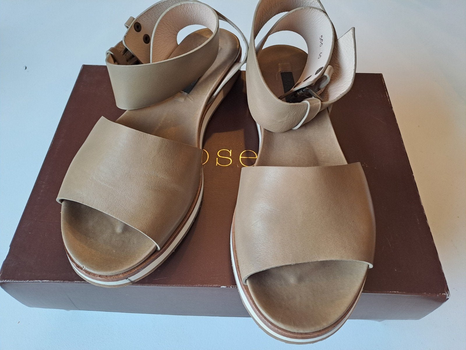 Sandalen Neosense maat 40 - nieuwstaat, Kleding | Dames, Ophalen of Verzenden