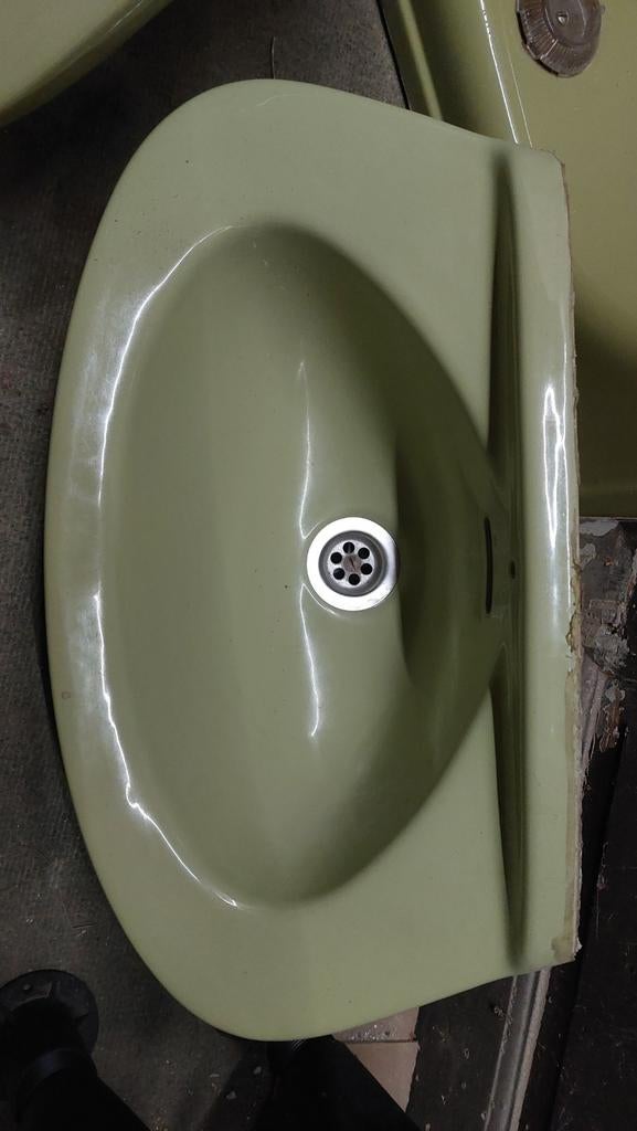 Kleine lavabo gratis, Ophalen