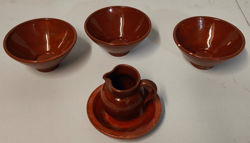 Lot vaisselle en céramique / terre cuite marron émaillée, Enlèvement