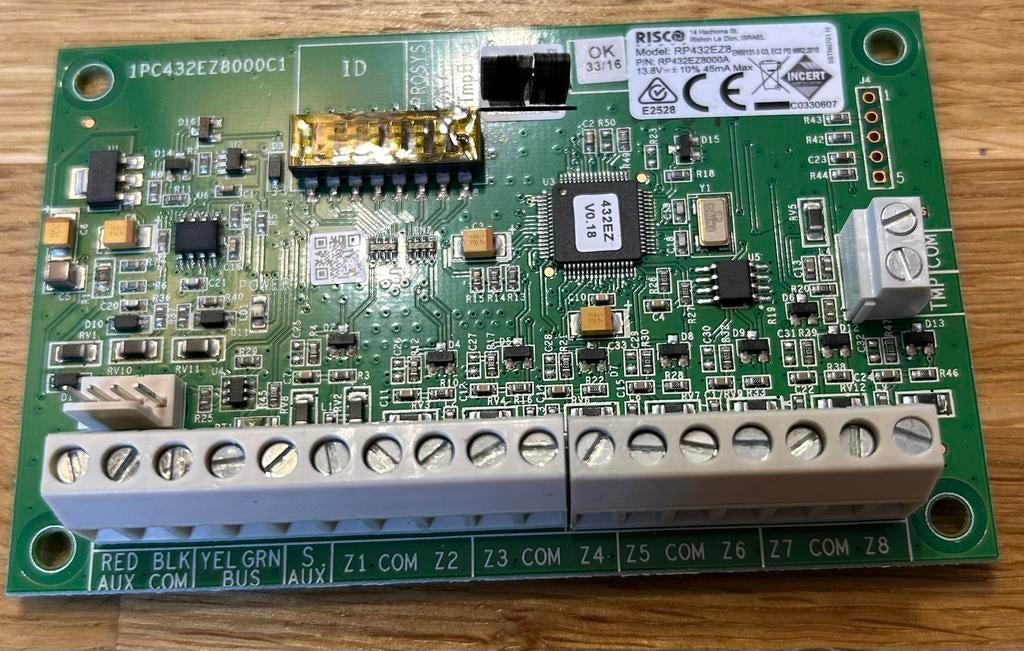 Risco BUS Expender module RP432EZ8 - 8 zone expander, Bricolage & Construction, Systèmes d'alarme, Enlèvement ou Envoi, Comme neuf