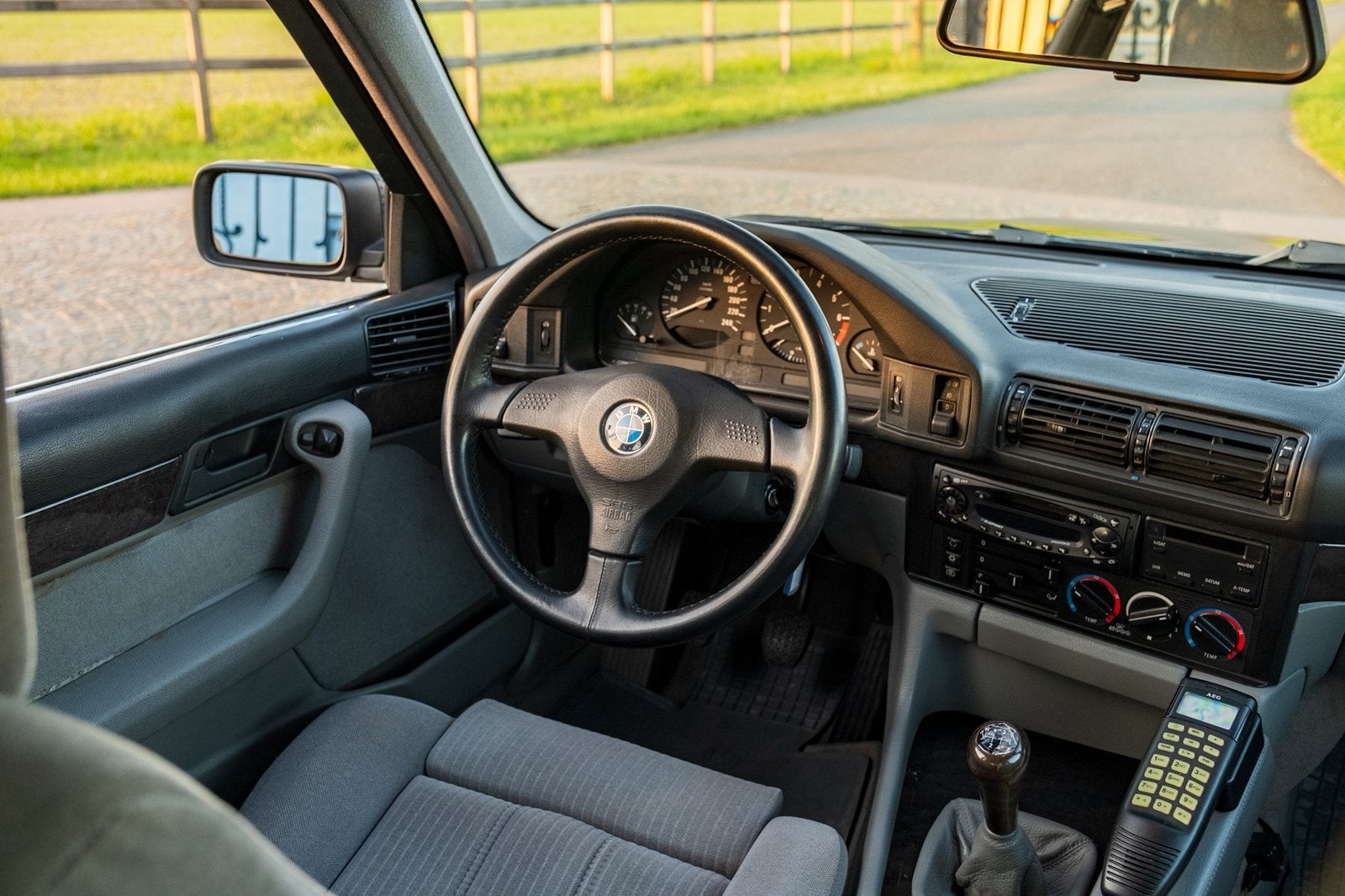 BMW 520i e34 - 1994, Auto's, BMW, 4 deurs, 110 kW, Blauw, Bedrijf