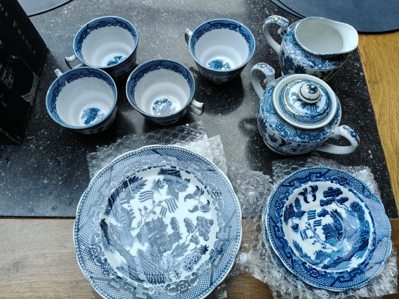 Vintage theeservies/koffieservies 'Blue Willow' blauw-wit, Enlèvement