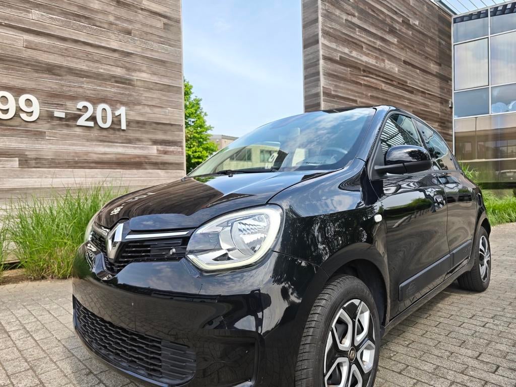 Renault Twingo

Gezichtslift!

Jaar 2022

1000 benzine

70.0, Auto's, Twingo, Euro 6, Bedrijf, Multifunctioneel stuurwiel