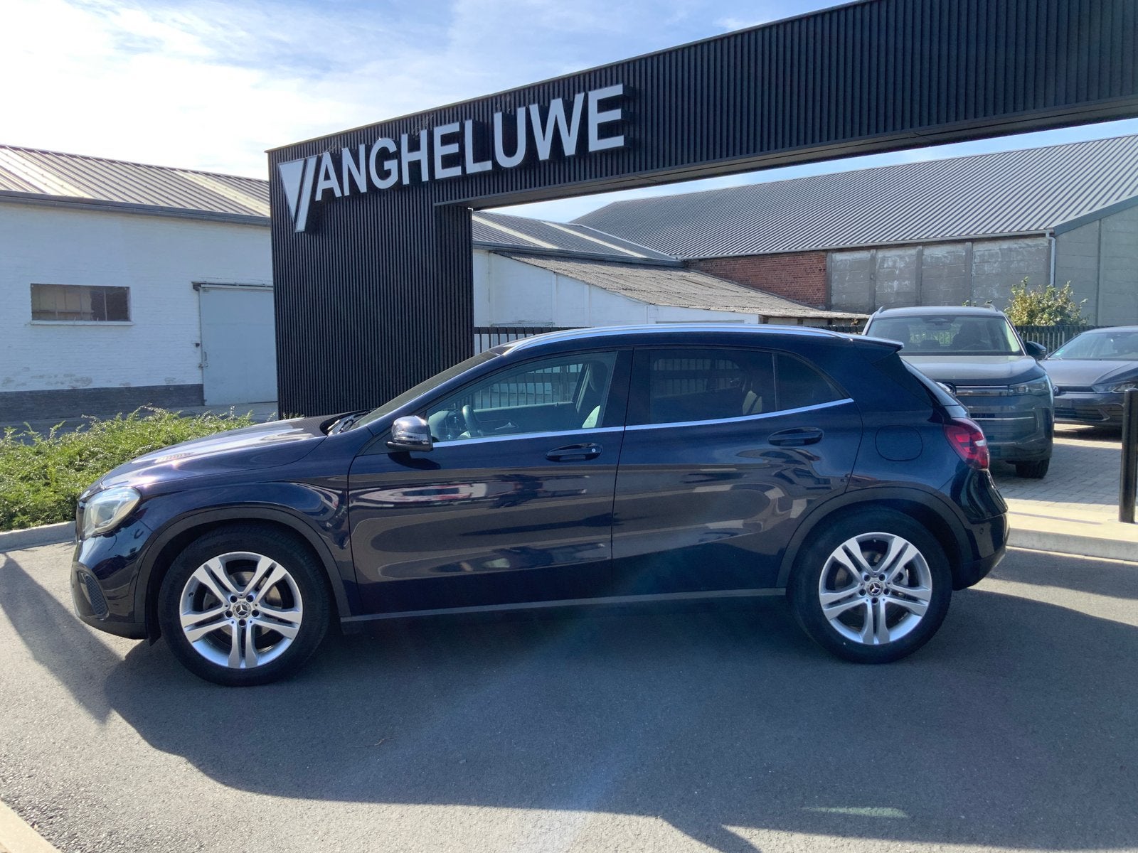 Mercedes-Benz GLA 180, Achat, https://public.car-pass.be/vhr/7fbe9c4c-c173-4f80-b36b-94673d555eec, Euro 6, Entreprise