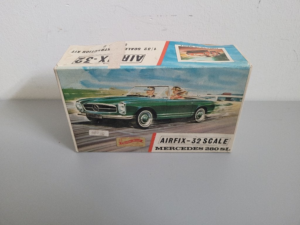 Mercedes 280 SL airfix-32 model, Gebruikt, Auto, 1:32 tot 1:50, Ophalen of Verzenden