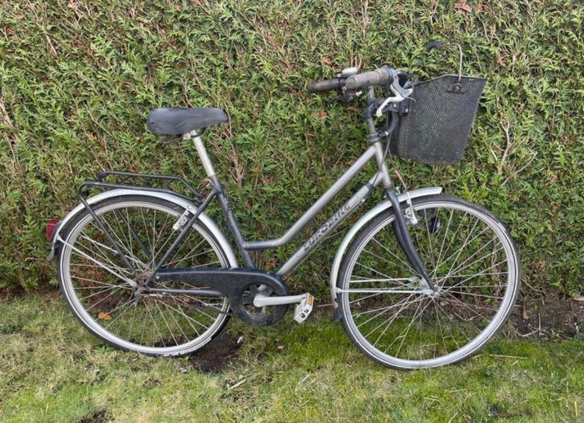 Damesfiets met mandje, Fietsen en Brommers, Ophalen, Zo goed als nieuw