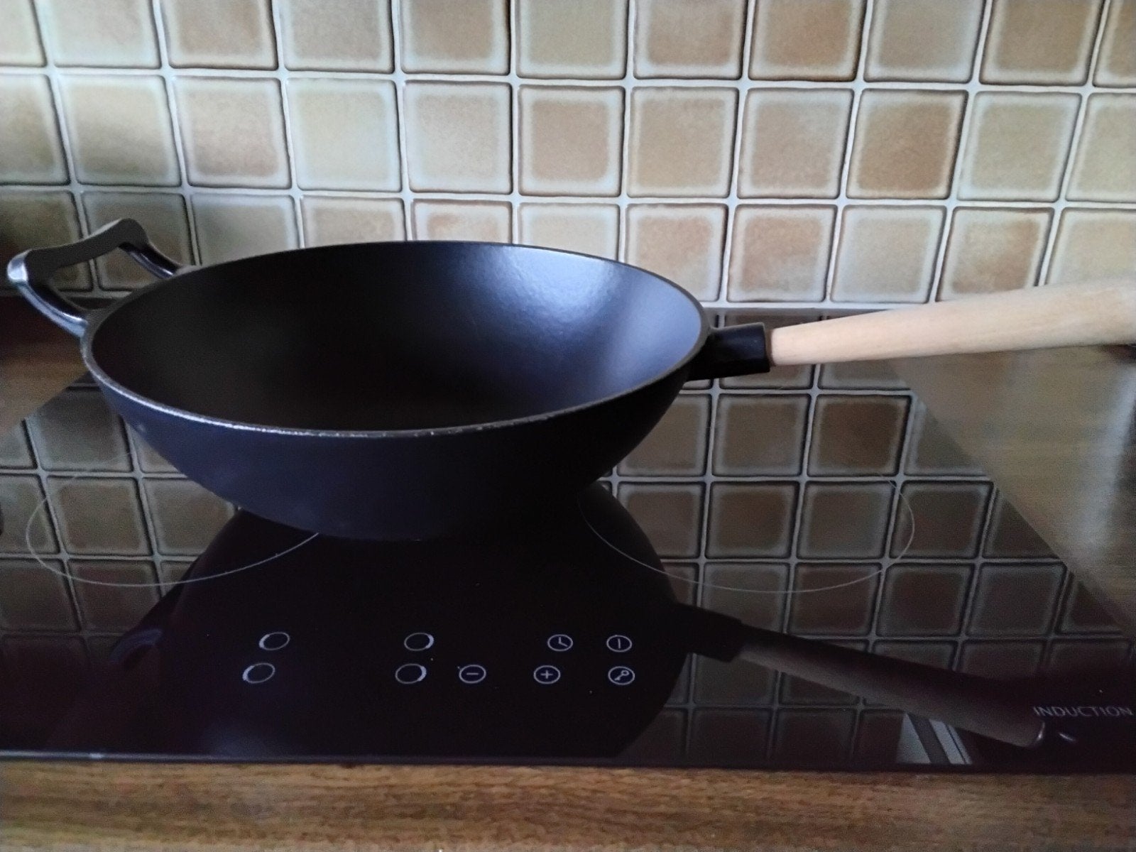 gietijzeren wokpan, Ophalen, Gietijzer, Nieuw, Geschikt voor inductie