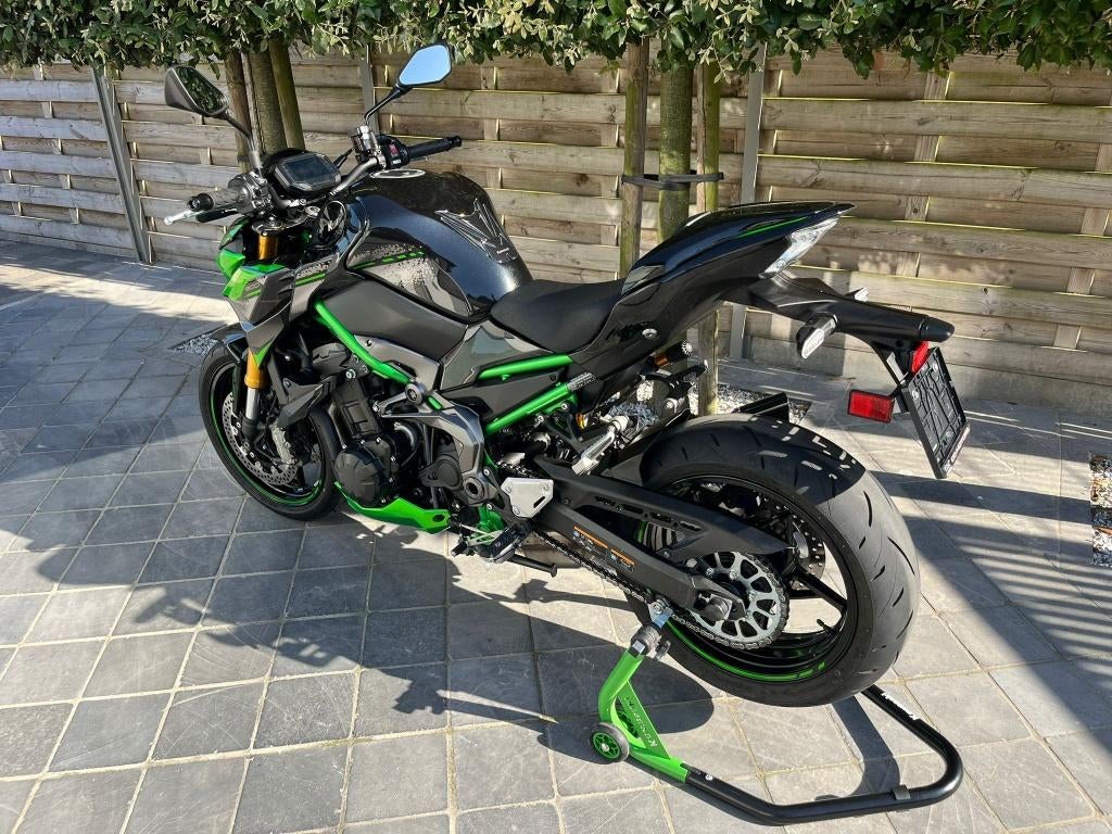 kawasaki Z900SE **6800km**4/2024**yoshimura titanium**, Motoren, Motoren | Kawasaki, Occasion, 4 cilinders, Motorrijbewijs A, 948 cc