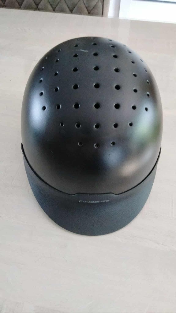 zwarte paardrijhelm / cap / paardrijcap Fouganza, Dieren en Toebehoren, Kinderen, Fouganza, Ophalen of Verzenden, Zo goed als nieuw