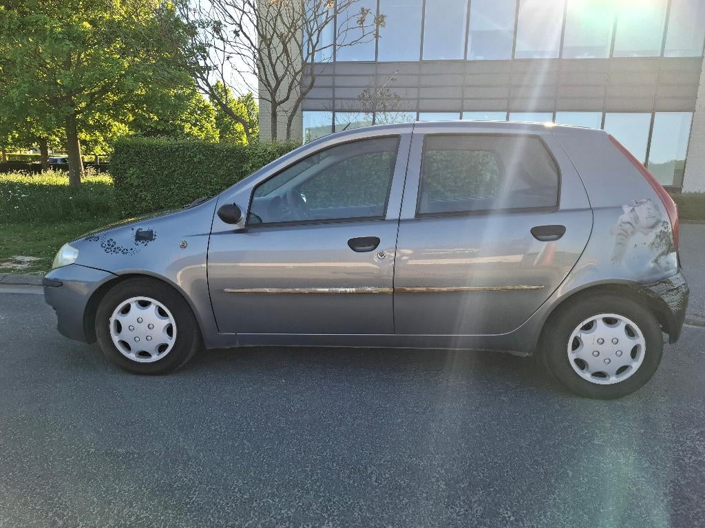 Fiat Punto 1.3d Multijet Diesel Airco 5 Deuren, Voorwielaandrijving, Stof, 4 cilinders, Particulier