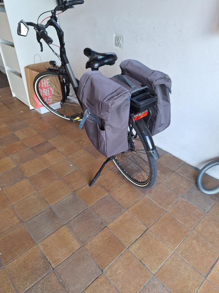 fietstassen, Ophalen, Gebruikt, Gazelle
