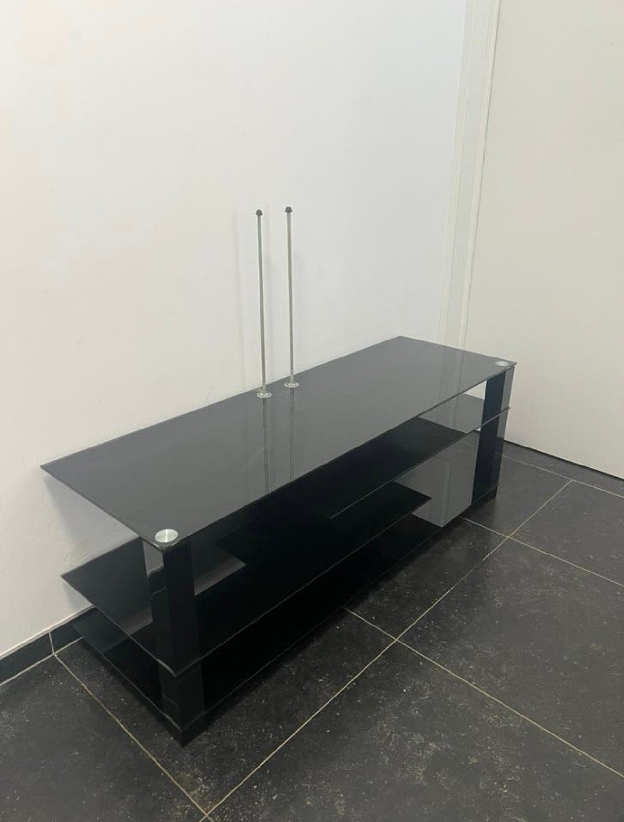 Tv meubel / Glas, Ophalen, Zo goed als nieuw