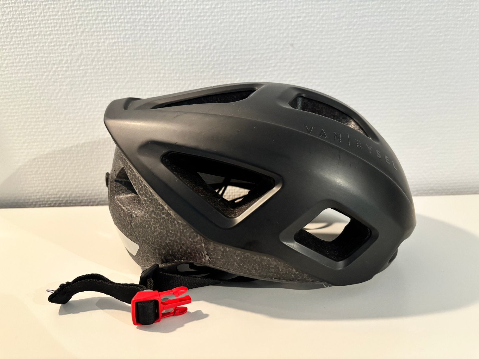 NIEUW Decathlon Van Rysel fietshelm voor kinderen, Fietsen en Brommers, Ophalen, Nieuw