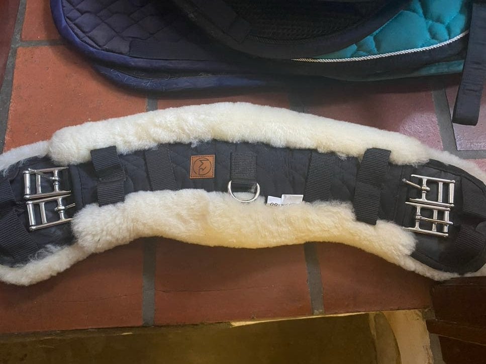 Singel 50cm, Dieren en Toebehoren, Paarden en Pony's | Hoofdstellen en Tuigage, Ophalen of Verzenden, Zo goed als nieuw, Singel