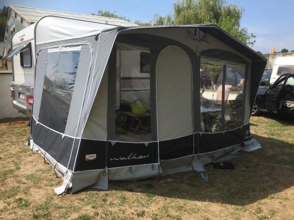 Caravan Adria Altea 4Four, 5 à 6 mètres, Poêle, Adria, Autre
