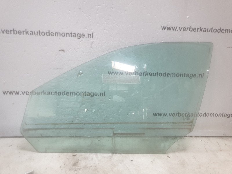 VITRE AVANT GAUCHE Jaguar S-type (X200) (01-1999/12-2008), Campus Kronberg 7
61476  Kronberg im Taunus, DE, Utilisé, Jaguar, Jaguar Land Rover Deutschland GmbH