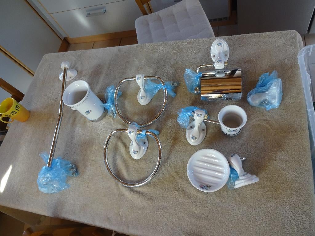VINTAGE BADKAMERSET, Antiek en Kunst, Ophalen of Verzenden