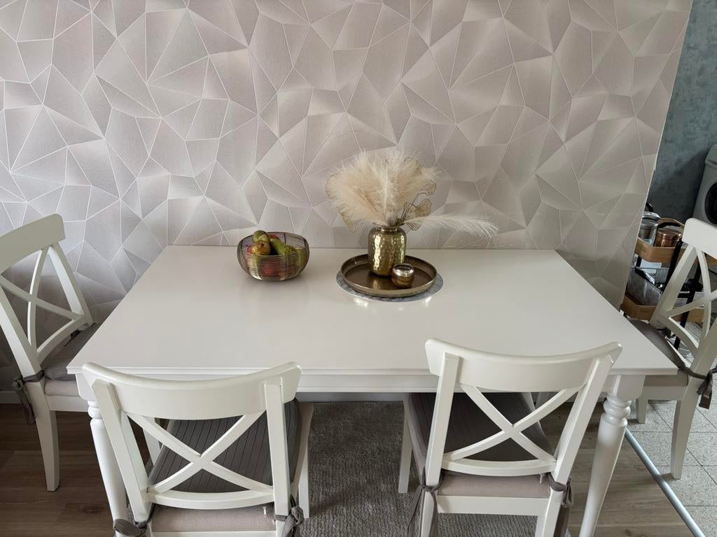 table à manger avec 4 chaises, Hobby & Loisirs créatifs, Enlèvement, Comme neuf