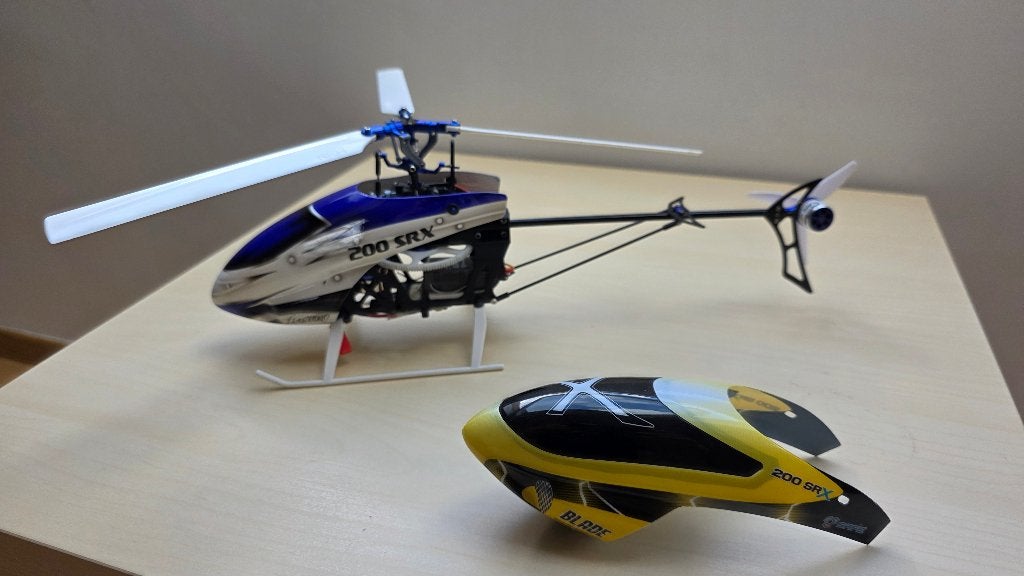 Blade 200SR X, Hobby & Loisirs créatifs, Modélisme | Radiocommandé & Téléguidé | Hélicoptères & Quadricoptères, Enlèvement, Utilisé