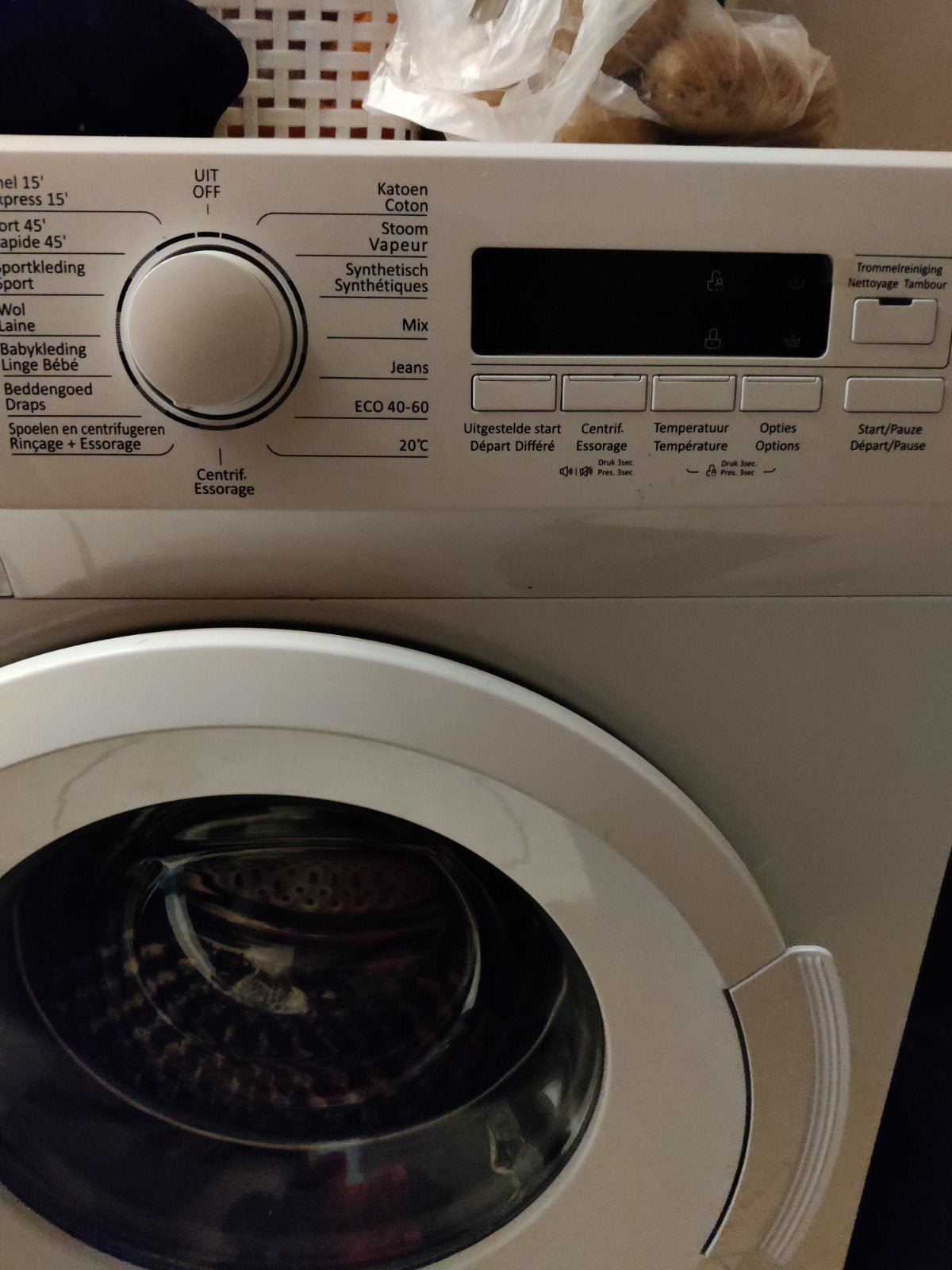 wasmachine, Elektronische apparatuur, Ophalen, 1200 tot 1600 toeren, 8 tot 10 kg, Energieklasse A of zuiniger