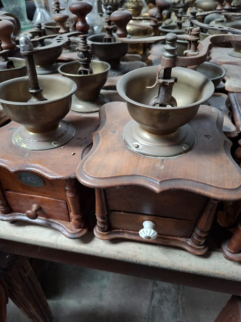 Oude koffiemolens, Antiek en Kunst, Ophalen