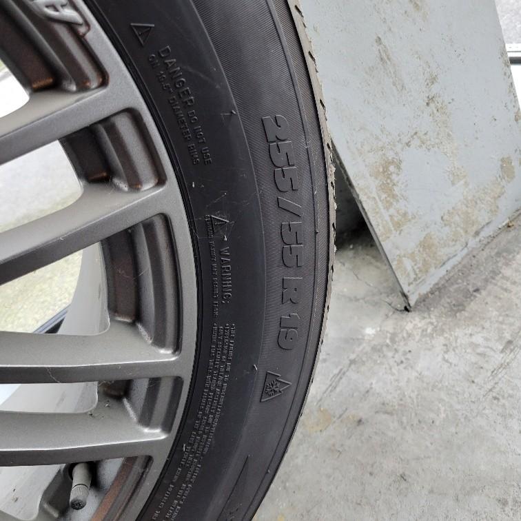 Velgen + banden R19 AEZ, Gebruikt, 255 mm, Winterbanden, Band(en)