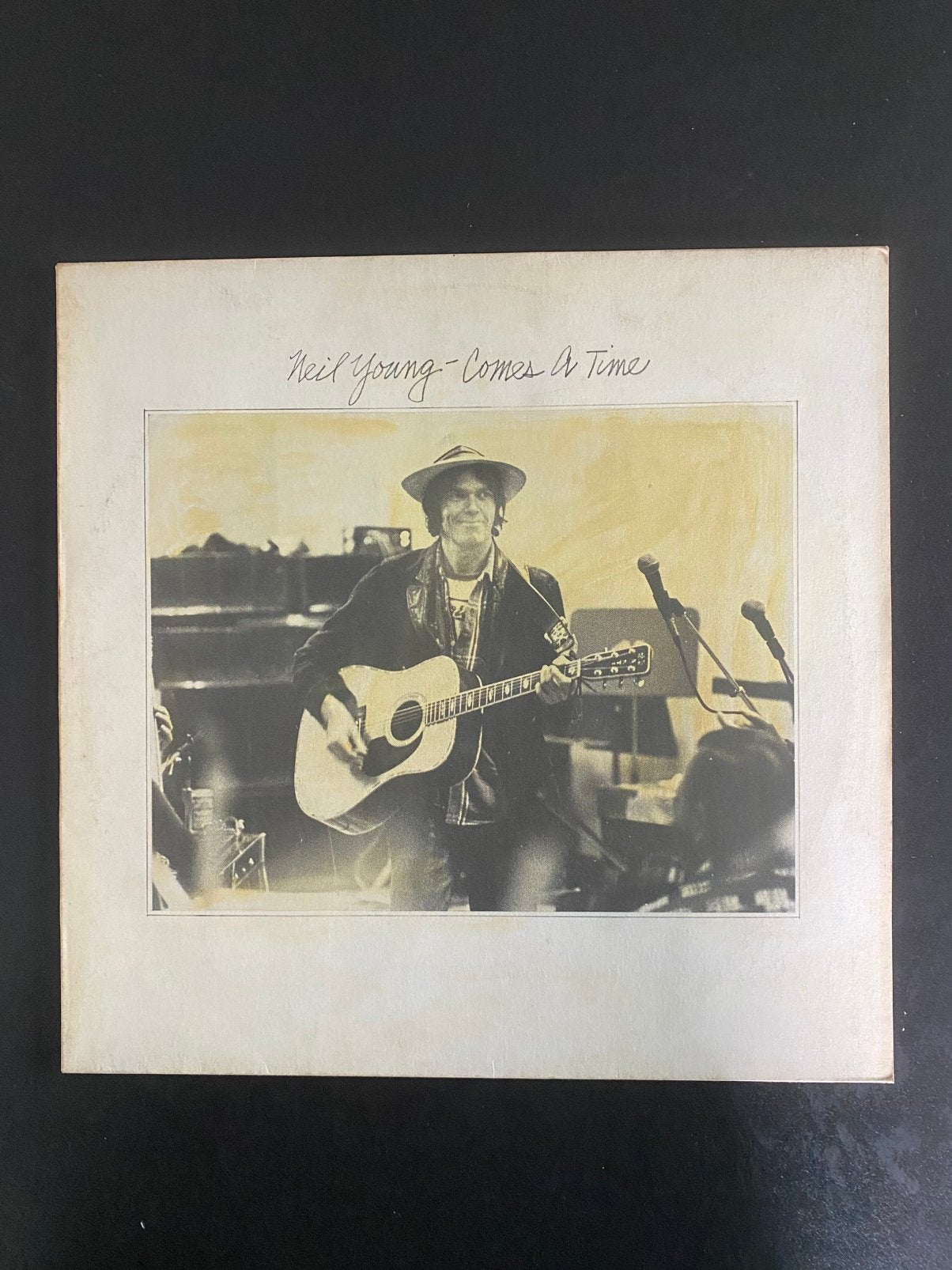Neil Young Comes a time 1978 US, Cd's en Dvd's, Vinyl | Rock, Ophalen of Verzenden, Gebruikt