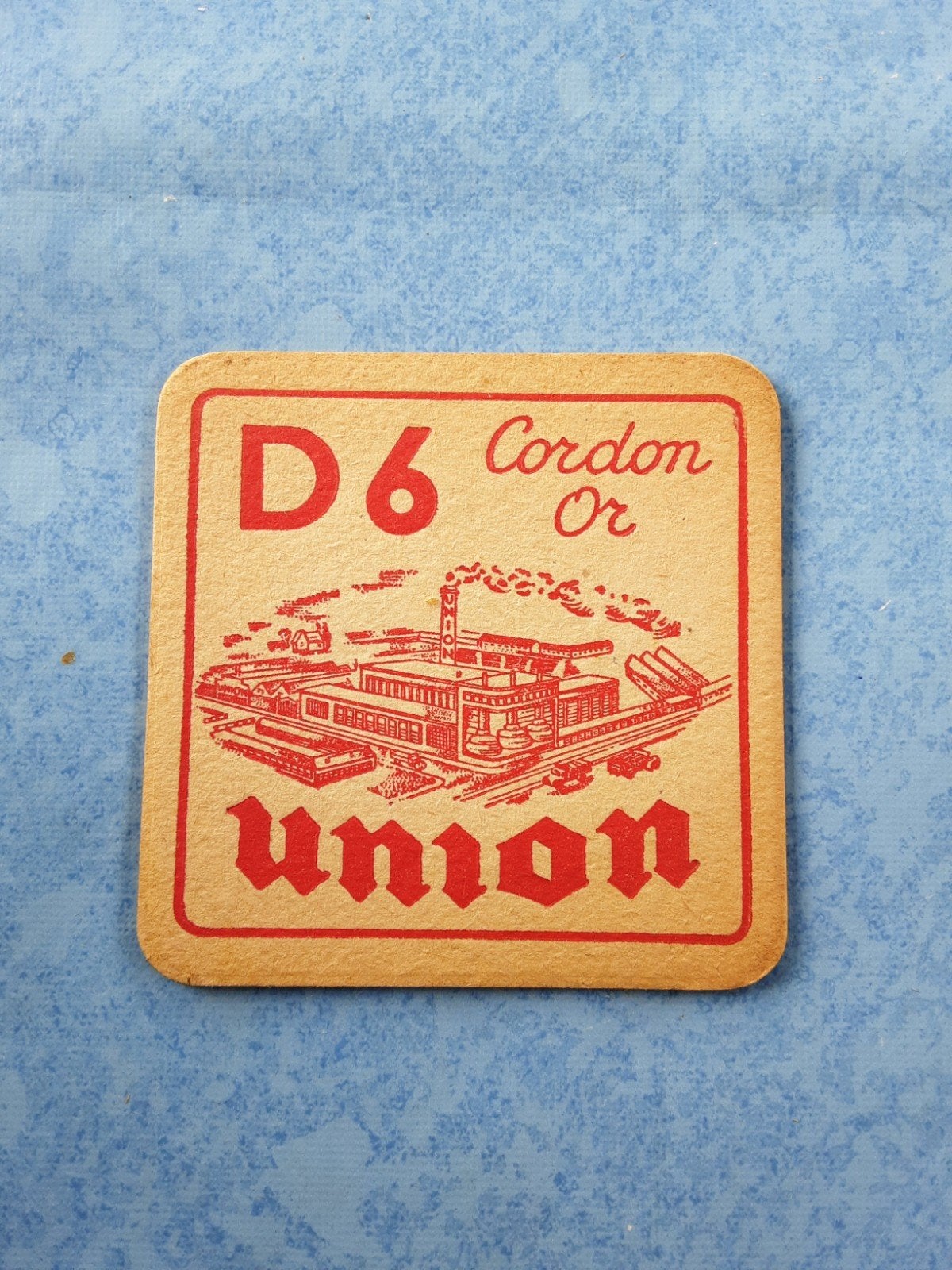 Sous bock Cordon Or D6 #2, Enlèvement ou Envoi