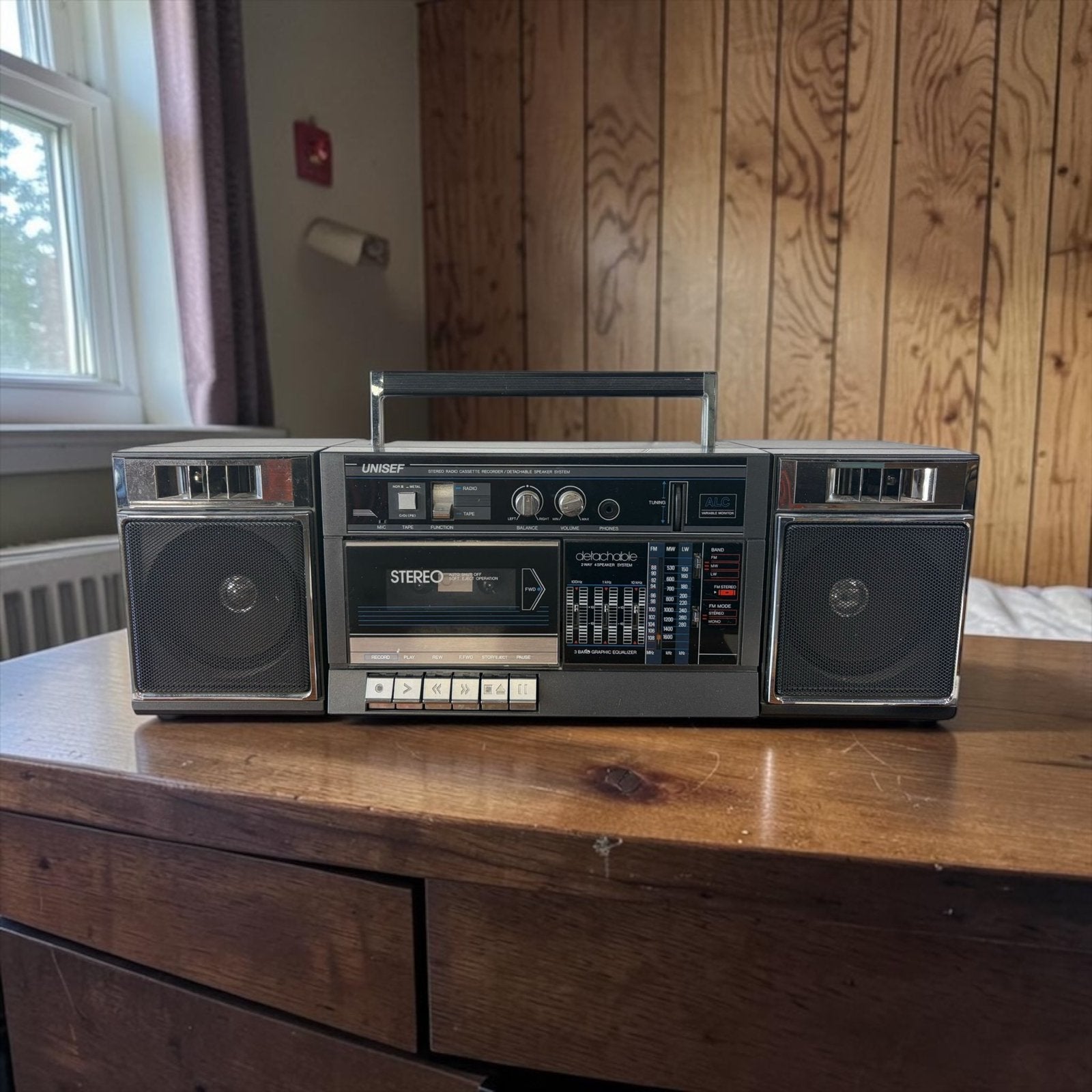 Vintage radio cassette speler  UNISEF, Verzenden, Gebruikt, Radio