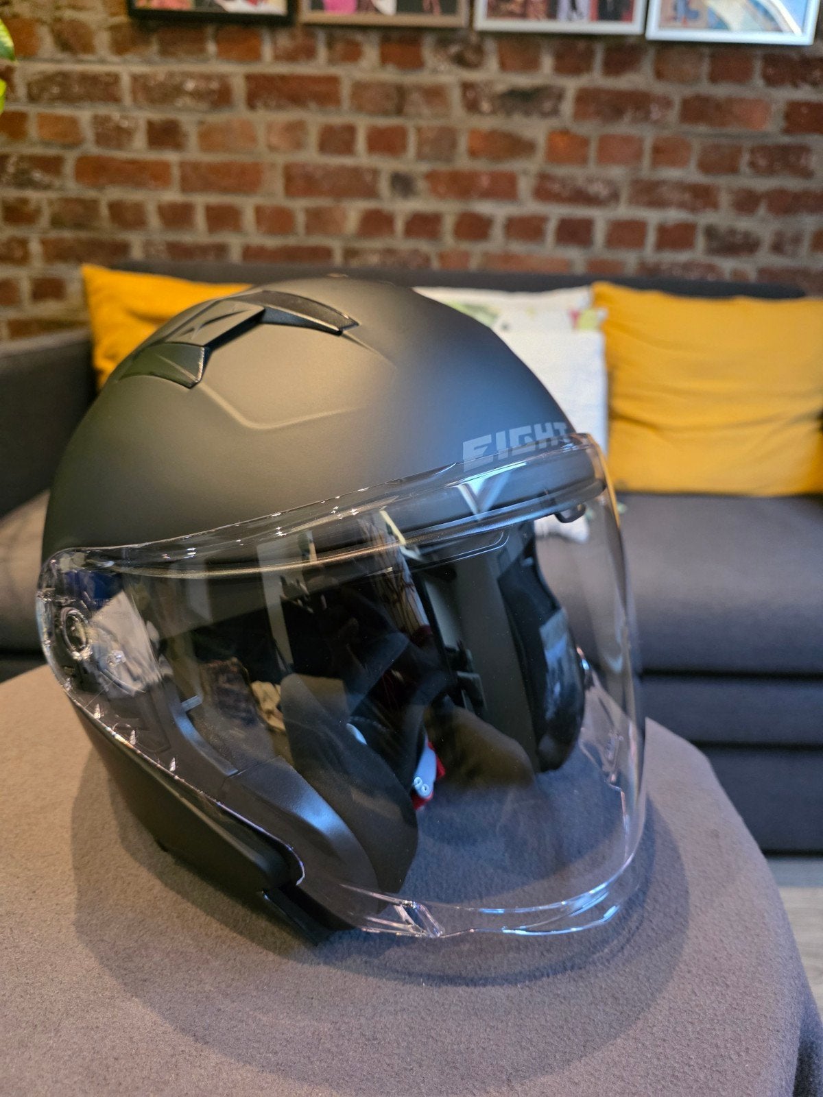 casque de moto Eight, Motoren, M, Heren, Overige typen, Nieuw zonder kaartje
