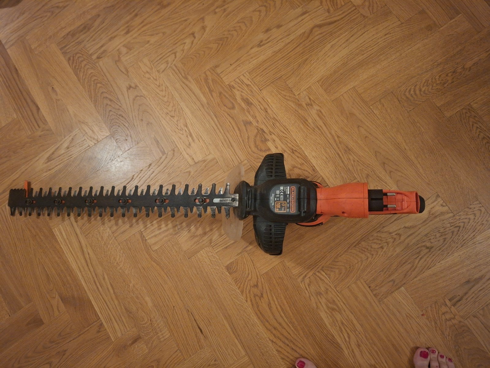 Taille-haie électrique Black+Decker – Très bon état, Électrique