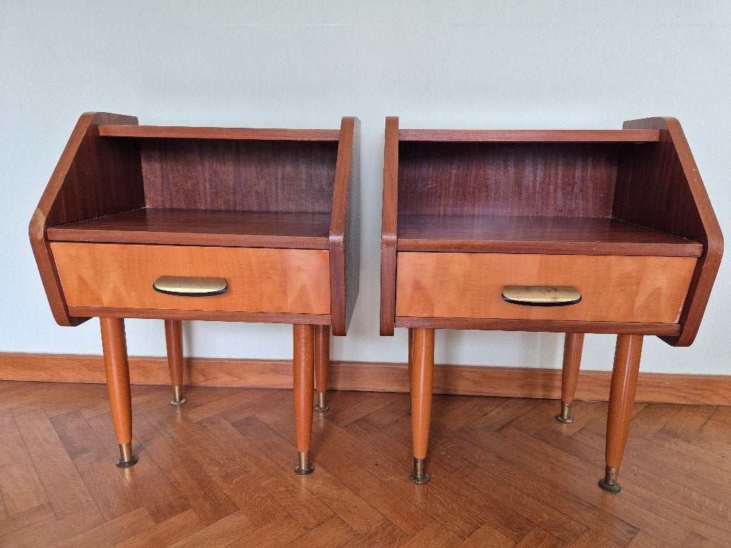 Paire de table de chevet vintage, bon état, 45 à 65 cm, Enlèvement, Utilisé, 55 à 70 cm