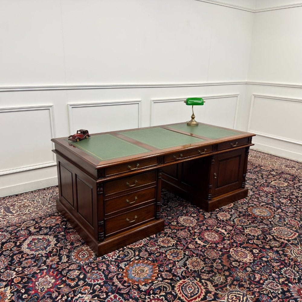 Groot Klassiek Engels Chesterfield Bureau, Enlèvement
