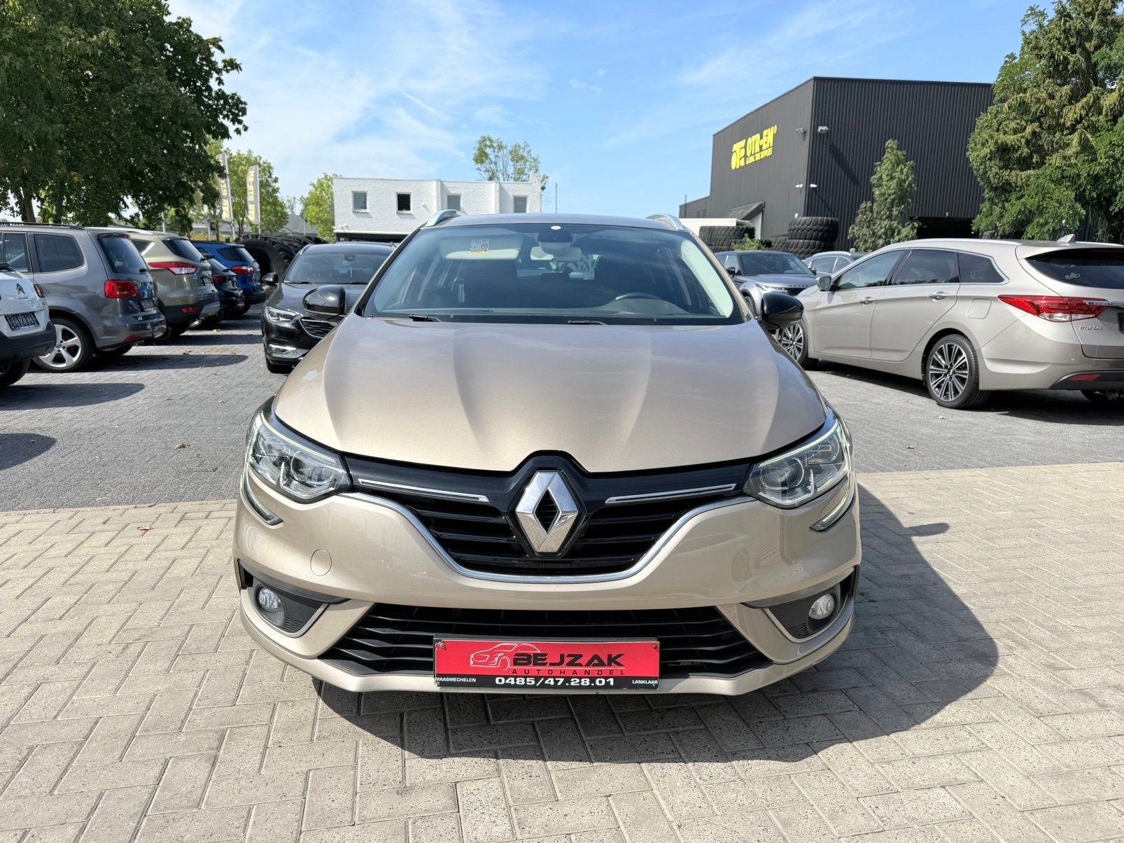 Renault megane 1.3Tce 2019 nieuwstaat 1j garantie, Auto's, Renault, Euro 6, https://public.car-pass.be/vhr/cd0ec429-f43a-40c2-8884-fd813d092d26
