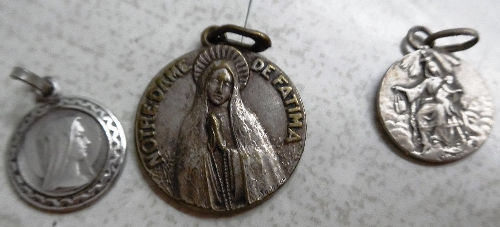 Pendentifs et boutons, Bijoux, Sacs & Beauté, Bijoux anciens, Enlèvement ou Envoi, Autres matériaux, Pendentif