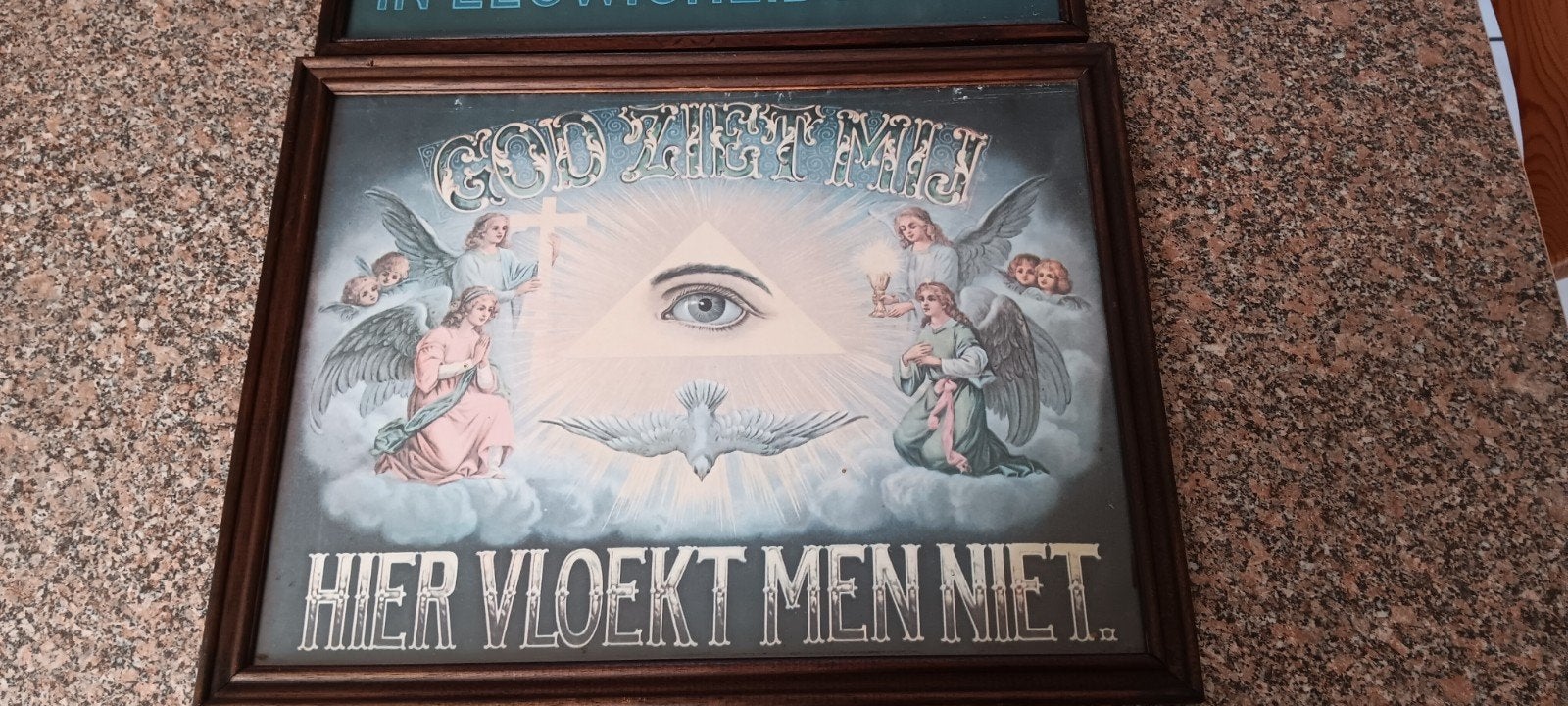 2 christelijke kaders, Ophalen