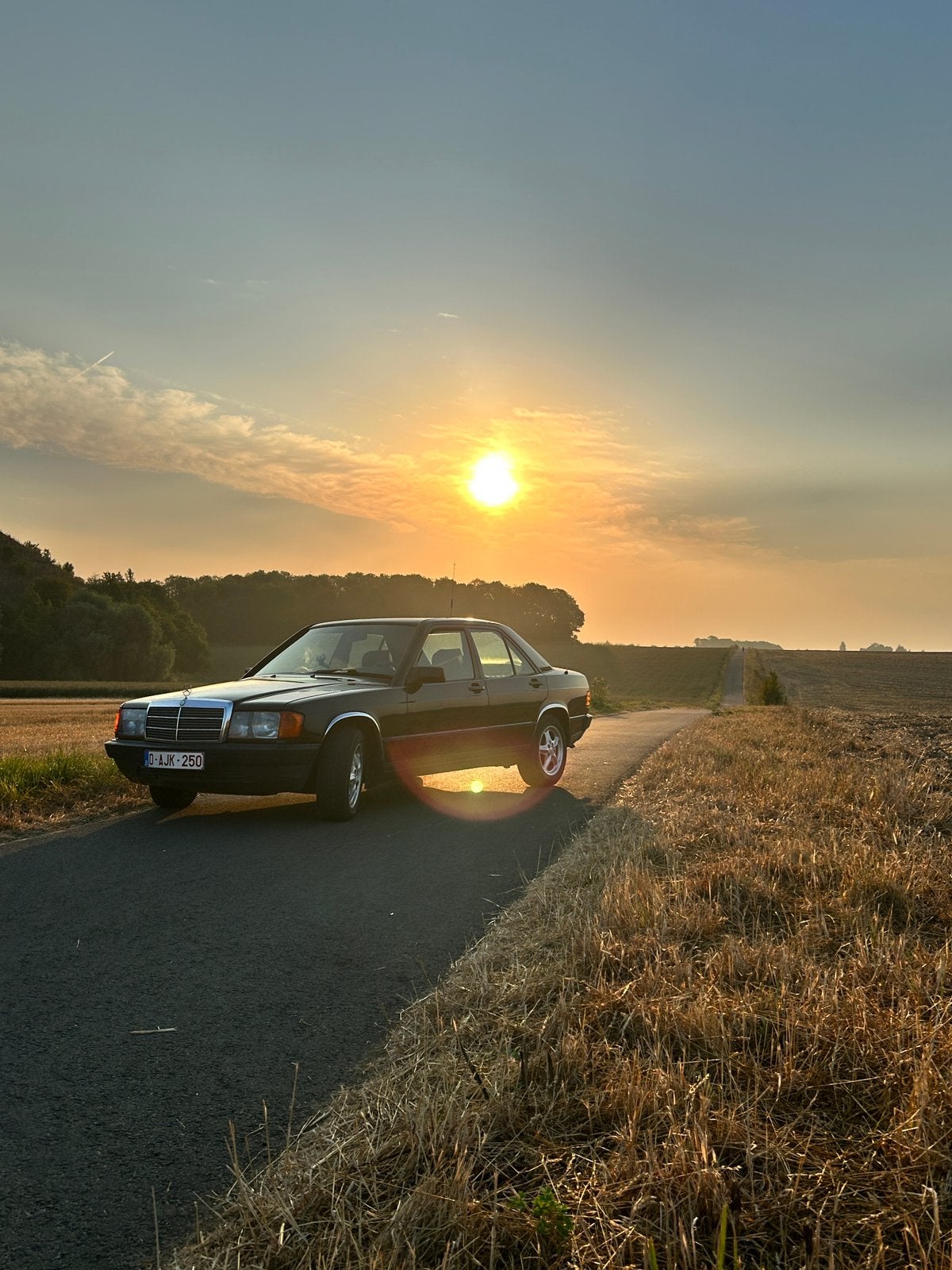 Mercedes 190 d, Auto's, 4 zetels, Zwart, 4 cilinders, Zwart