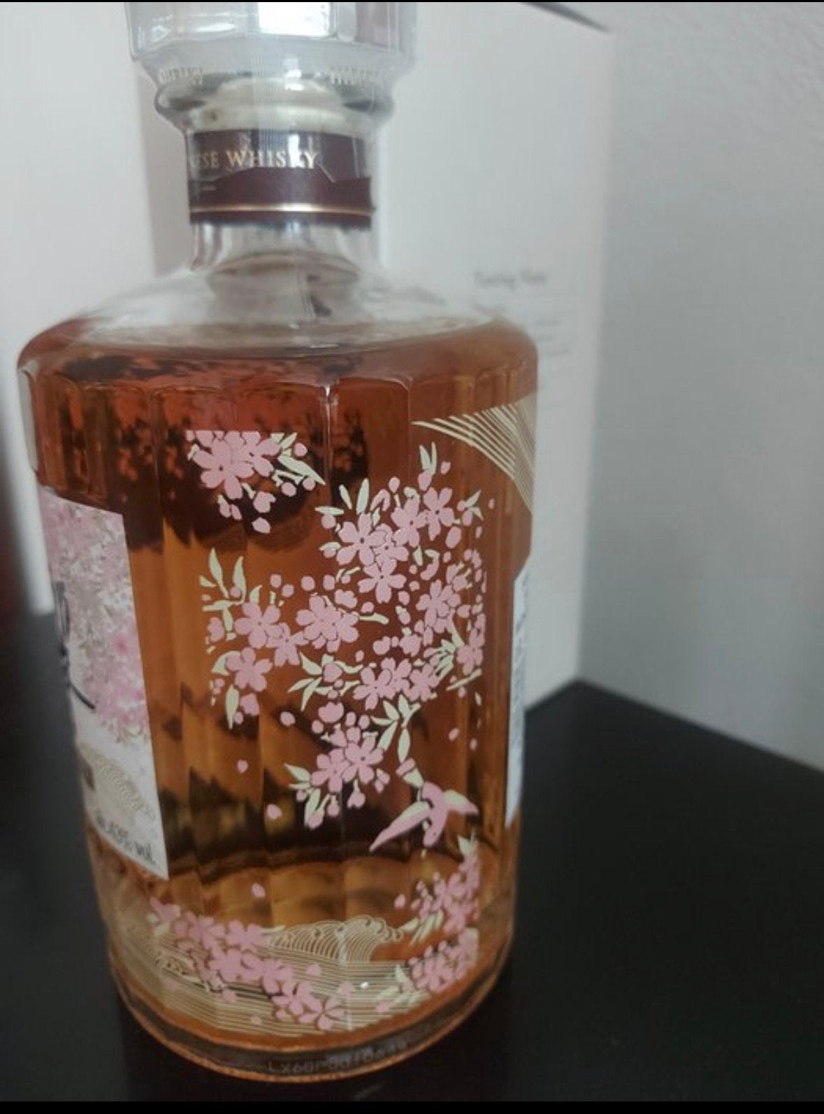 Hibiki 12 Years Old Travel Exclusive - Suntory - 70cl - 43%, Huis en Inrichting, Woonaccessoires | Stolpen, Zo goed als nieuw