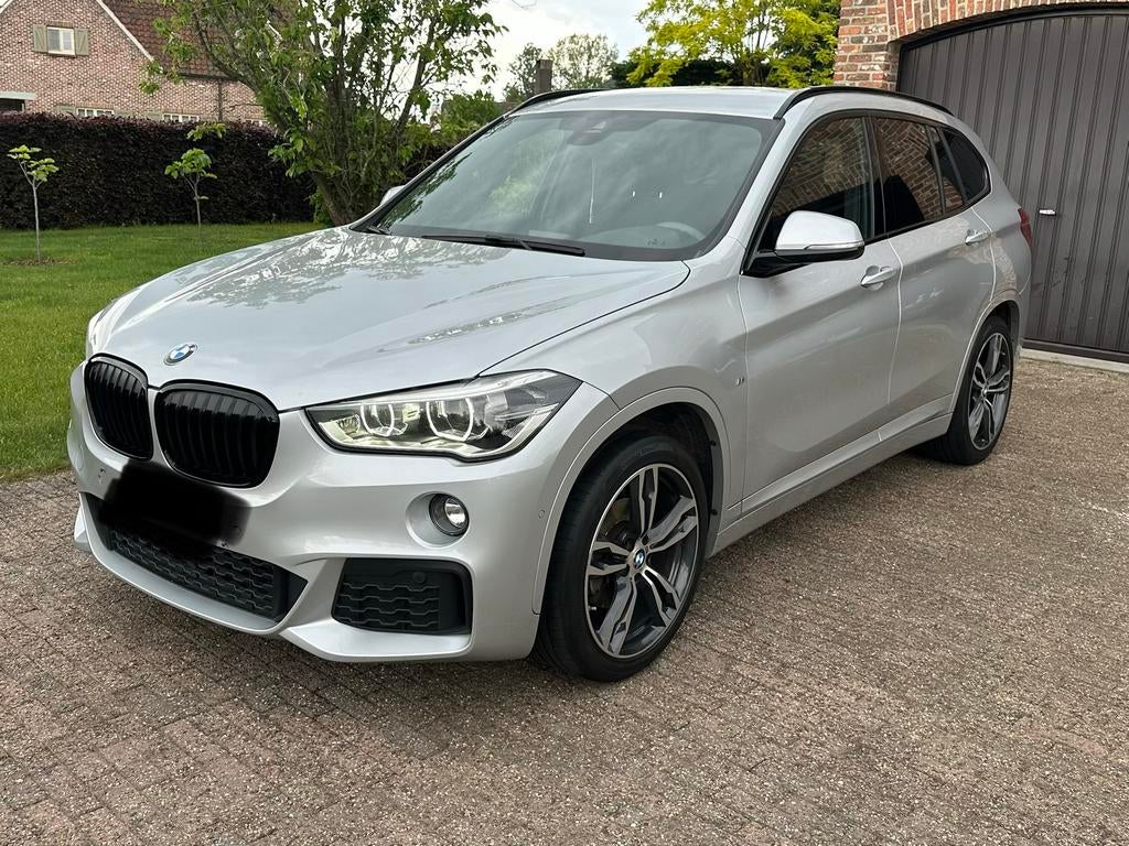 Bmw X1 M pack Benzine 1.5 Twin turbo Automaat, Euro 6, Alcantara, Particulier, Zilver of Grijs