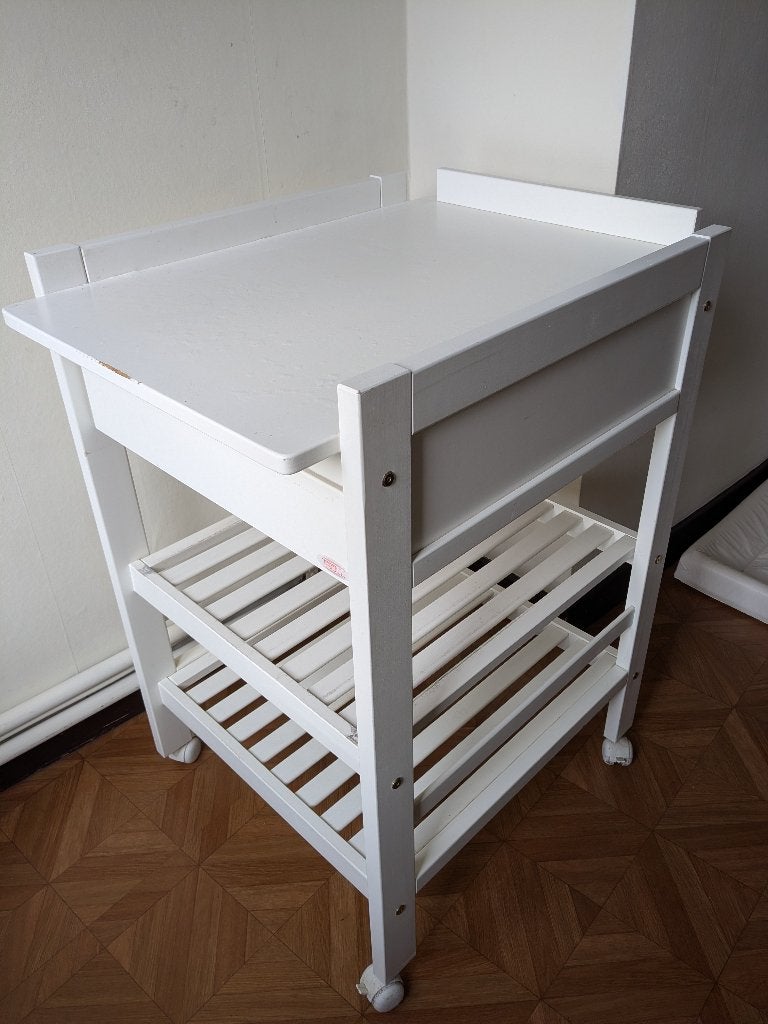 witte luiertafel van Troll, Kinderen en Baby's, Ophalen, Gebruikt, Tafel