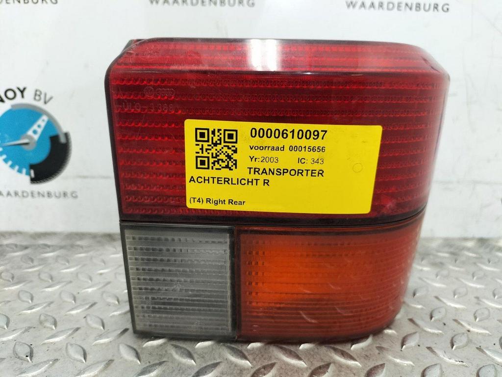 VOLKSWAGEN TRANSPORTER 2.5 TDI 292 T800Base  ACHTERLICHT R 2, Enlèvement ou Envoi, Utilisé, Stiba membre