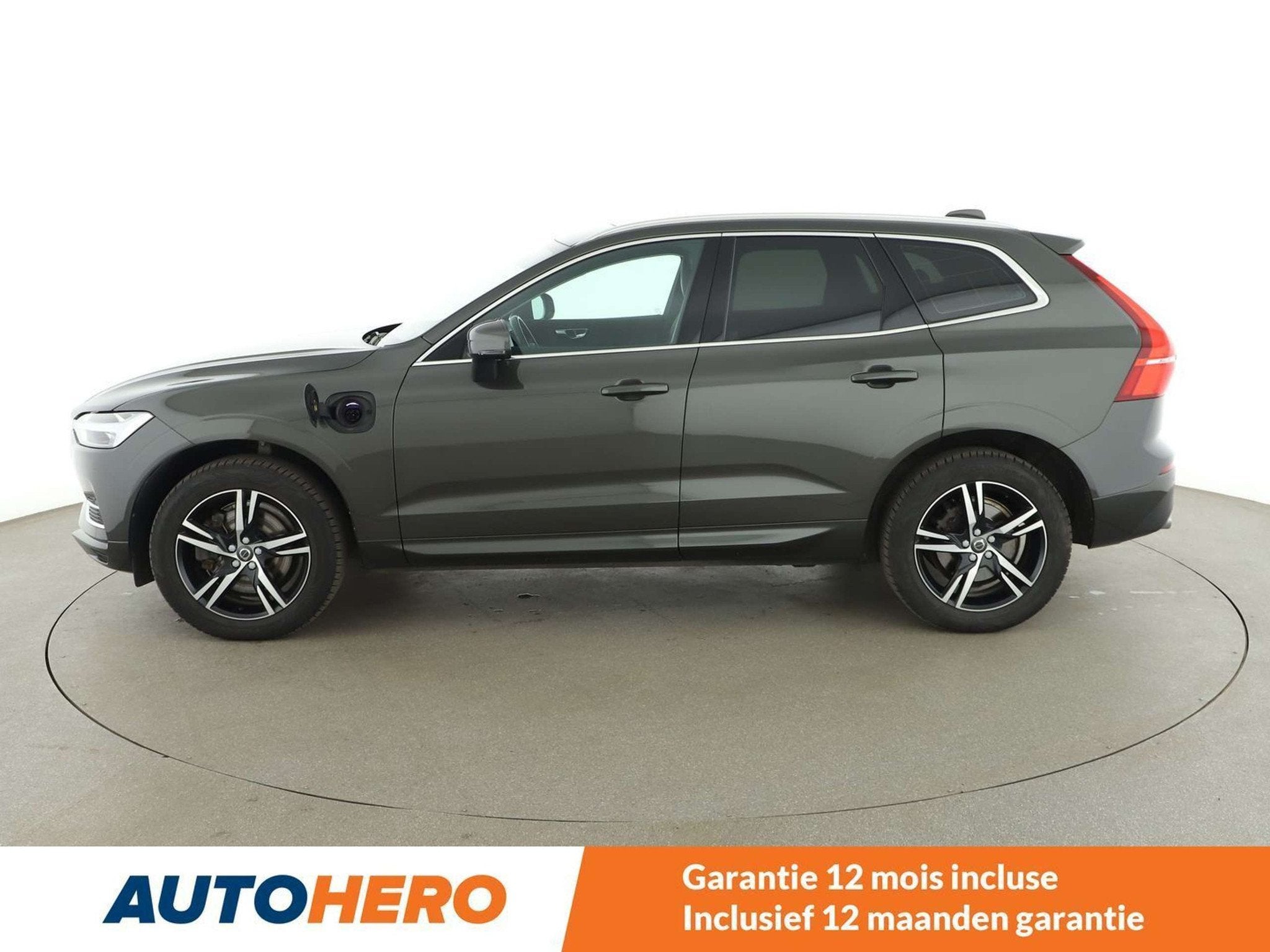 Volvo XC60 2.0 T8 Plug-in Hybrid Business Plus AWD, Autos, Cuir, Argent ou Gris, Achat, 65 g/km
