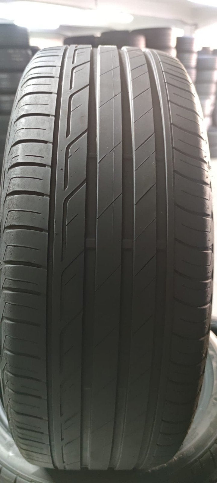 22555r18 225 55 r18 225/55/18 Bridgeston dunlop avec montag, Autos : Pièces & Accessoires, Commande