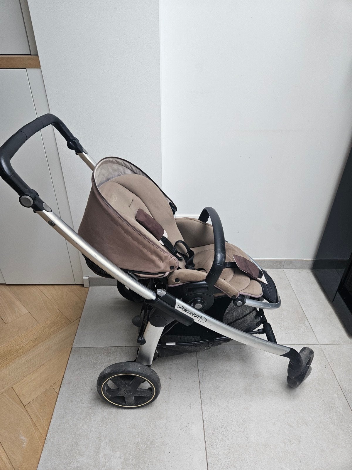 Elea BébéConfort-kinderwagen, Kinderen en Baby's, Ophalen