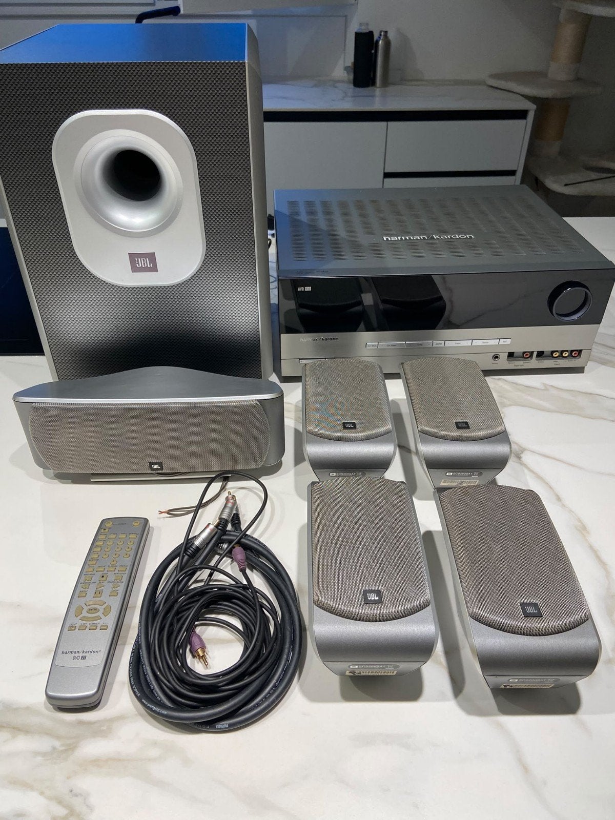 JBL 5.1 surroundset + Harman Kardon AVR 135, Ophalen