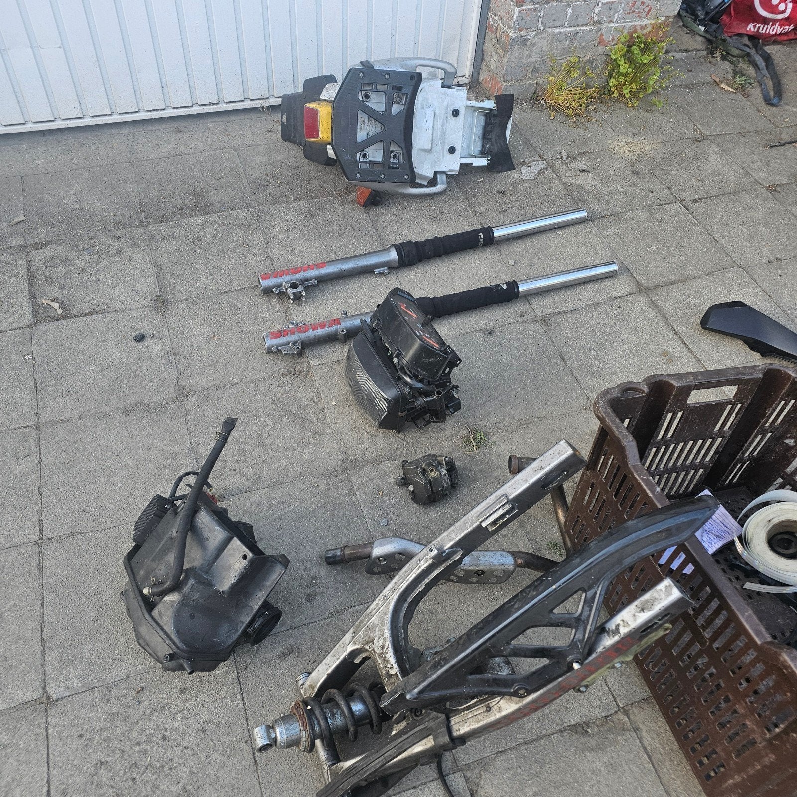 Pieces honda dominator 650, Motoren, Ophalen of Verzenden