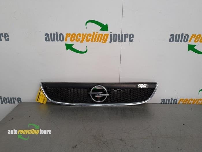 Calandre d'un Opel Zafira, -, -, Opel, 3 mois de garantie