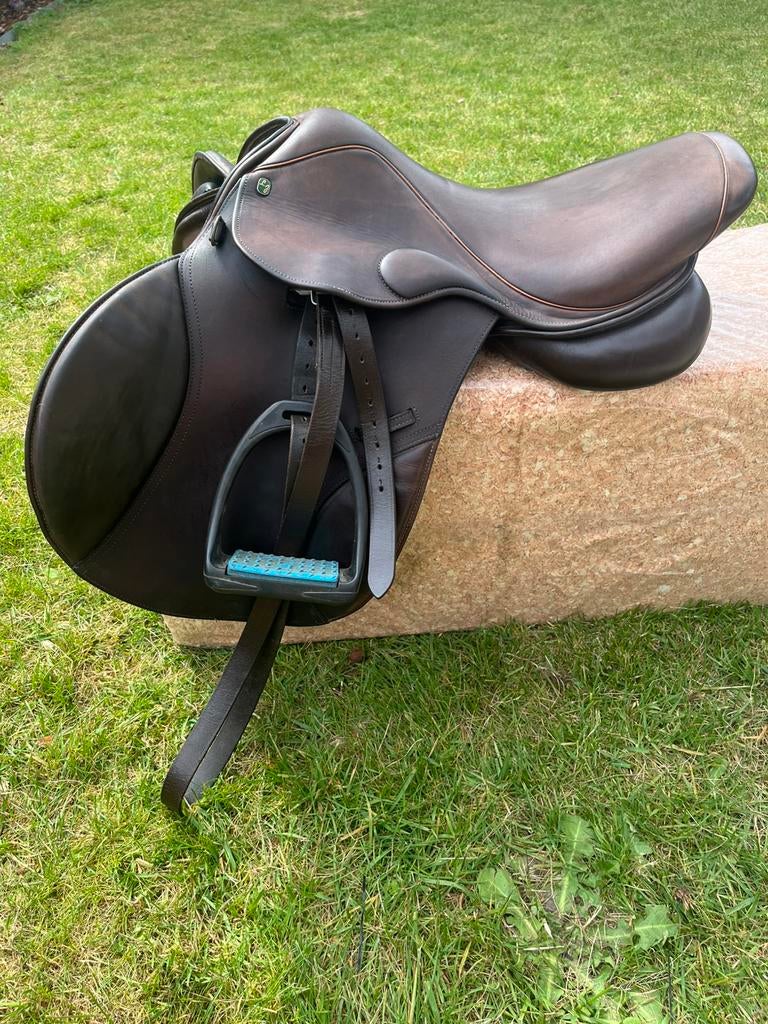 Springzadel Lj Dirk Demeersman, Dieren en Toebehoren, Ophalen, Zo goed als nieuw, Springen