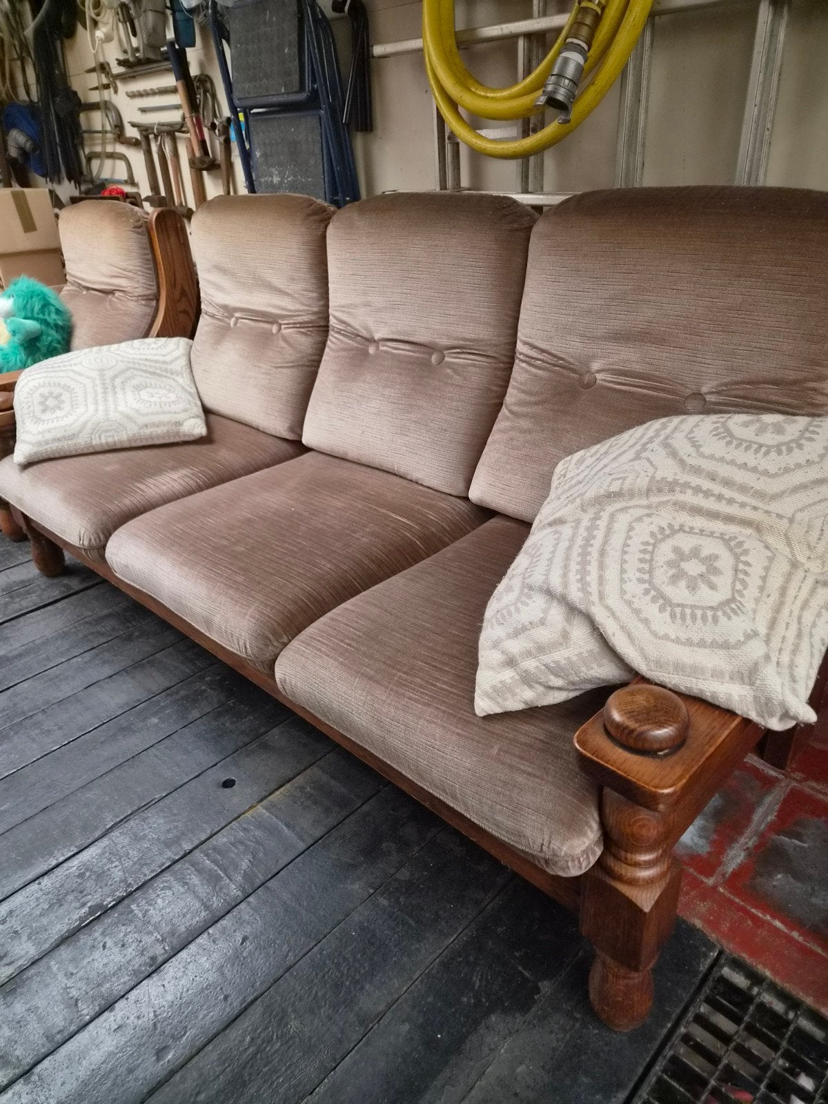 zetel 3 zit en 2 maal 1 zit + salontafel, Ophalen, Gebruikt, Hout